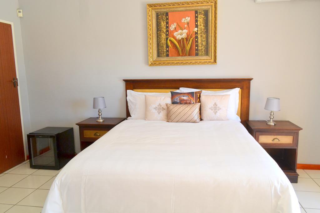 Jakobs Guesthouse & Cottage East London Zimmer foto